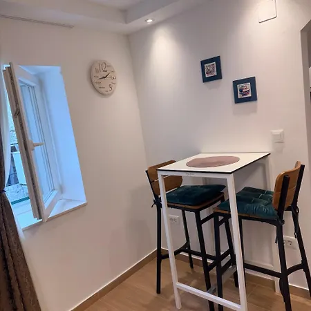 La Casa Di Varos Old Town شقة سبليت