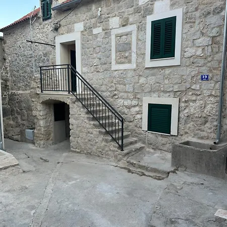 Apartment La Casa Di Varos Old Town & Free Parking