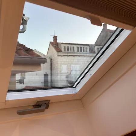 La Casa Di Varos & Free Parking Available P&r