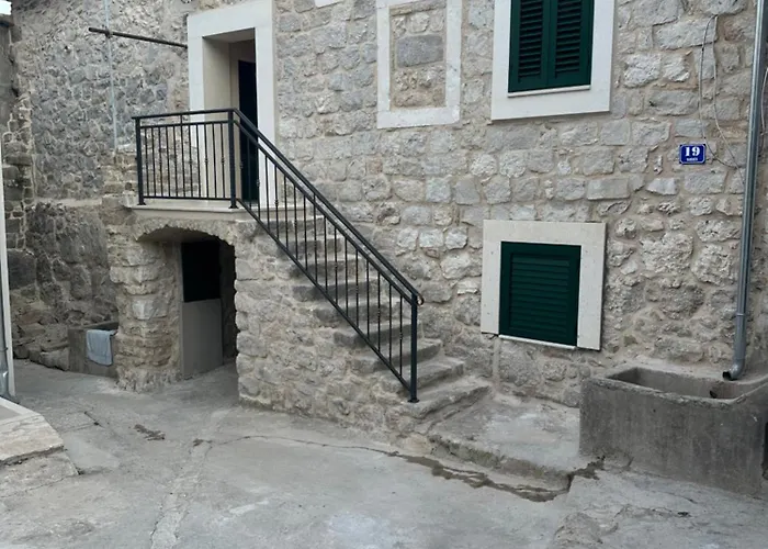 Apartment La Casa Di Varos Old Town & Free Parking