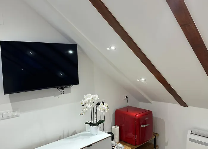 Apartment La Casa Di Varos Old Town & Free Parking